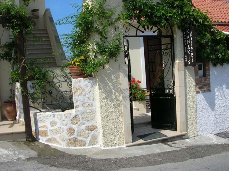 Kanakis Apartments