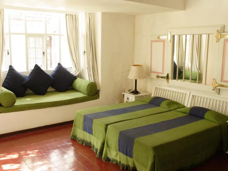 Hotel Warahena Walauwa