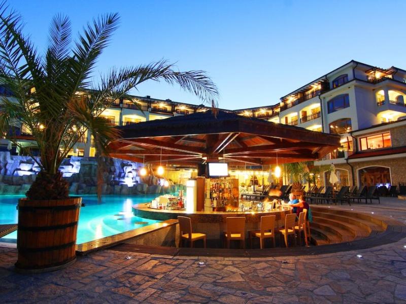 The Vineyards Resort