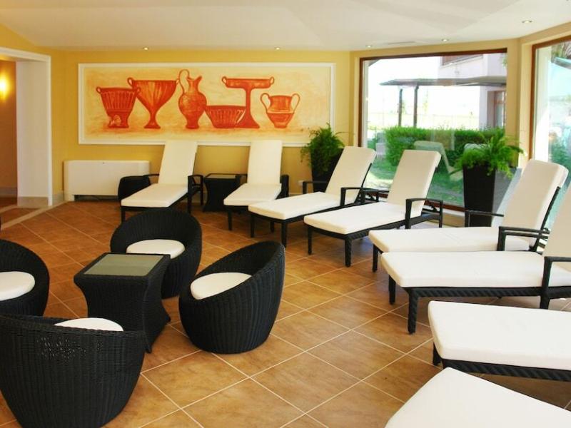 The Vineyards Resort