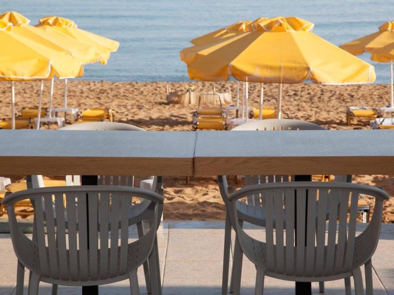 Tropicana Beach Hotel & Suites
