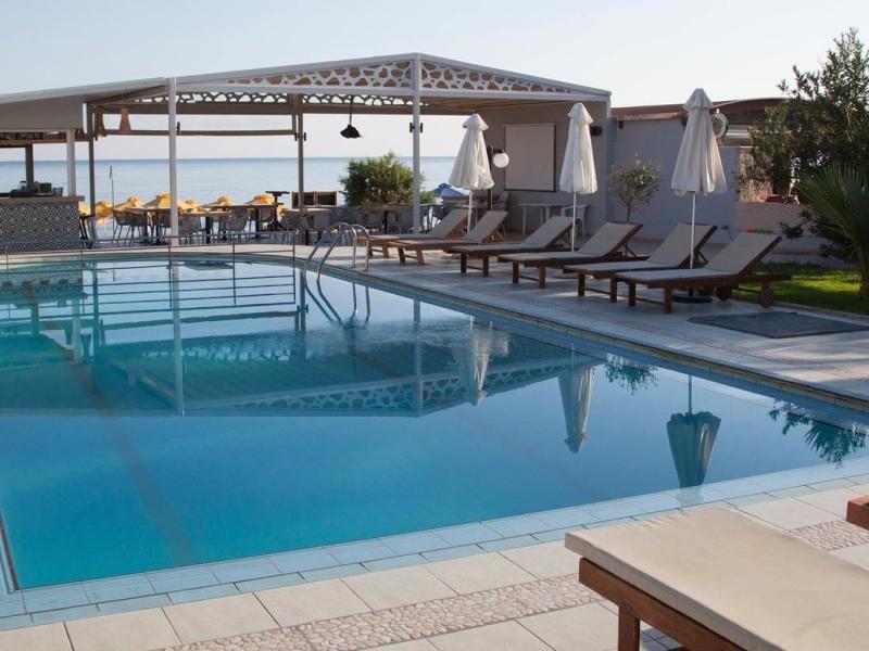 Tropicana Beach Hotel & Suites