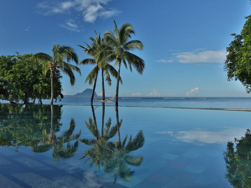 Maradiva Villas Resort & Spa