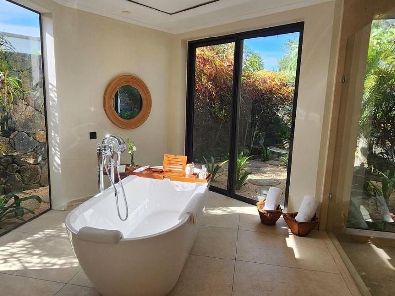 Maradiva Villas Resort & Spa