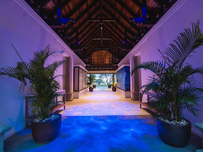 Maradiva Villas Resort & Spa