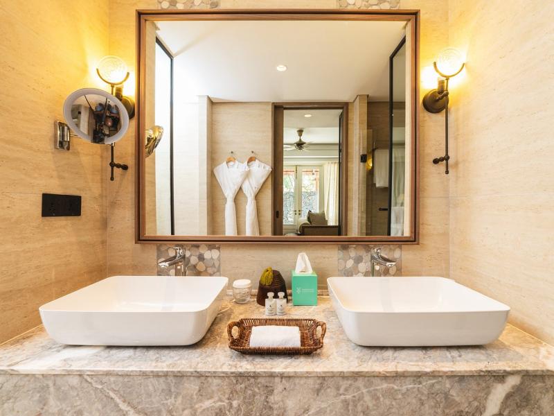 Maradiva Villas Resort & Spa