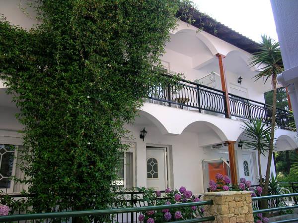 Glikadi Hotel