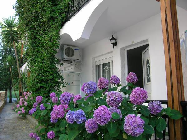 Glikadi Hotel