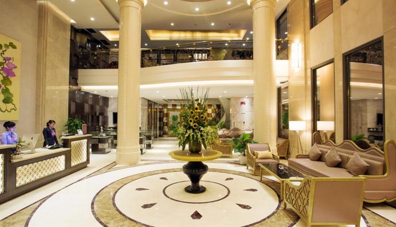 Holiday Beach Danang Hotel & Resort