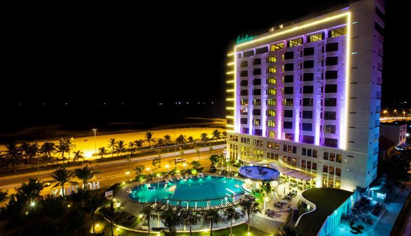 Holiday Beach Danang Hotel & Resort