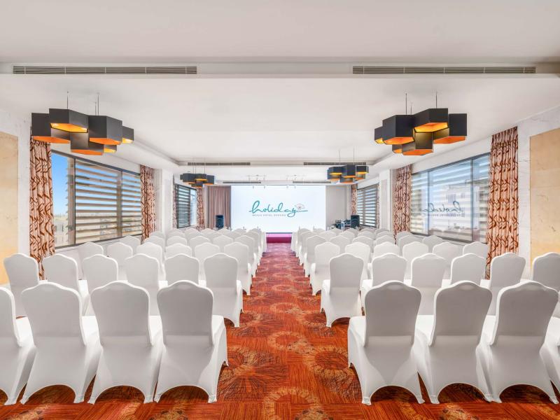 Holiday Beach Danang Hotel & Resort