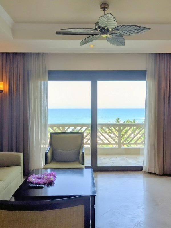 Olalani Resort & Condotel