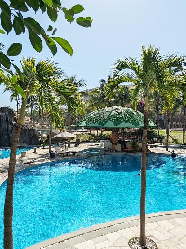 Olalani Resort & Condotel