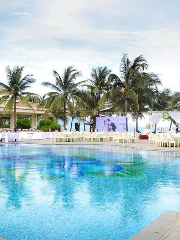 Olalani Resort & Condotel