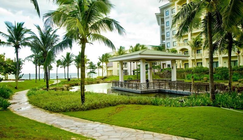 Olalani Resort & Condotel