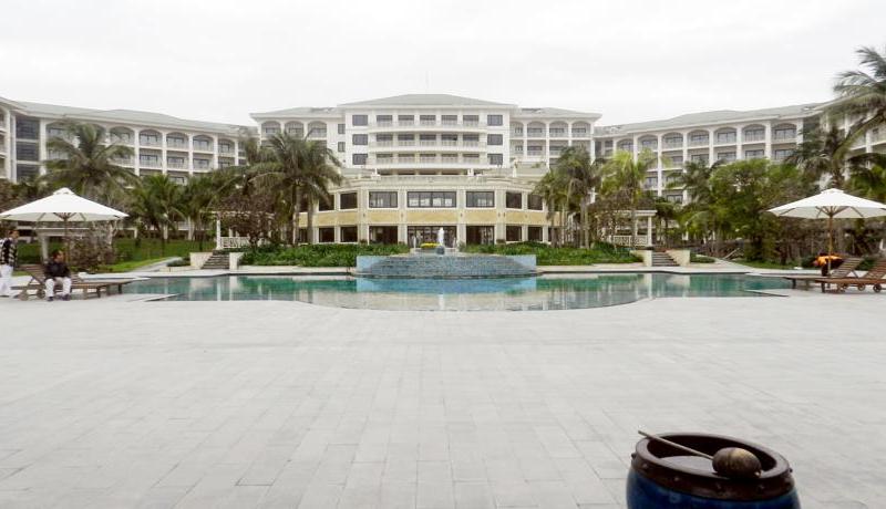 Olalani Resort & Condotel