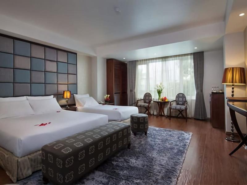Skylark Hotel