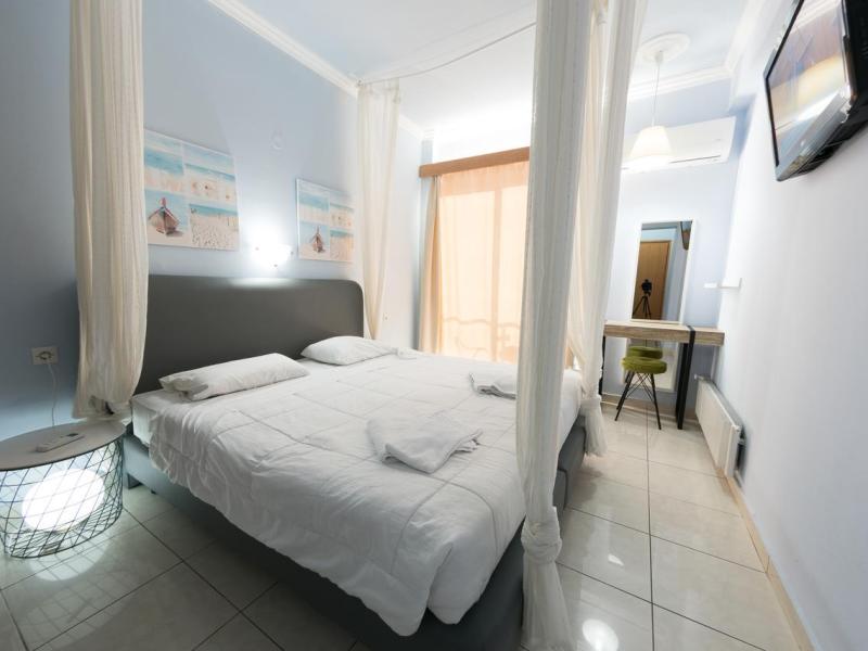 Parthenon City Hotel