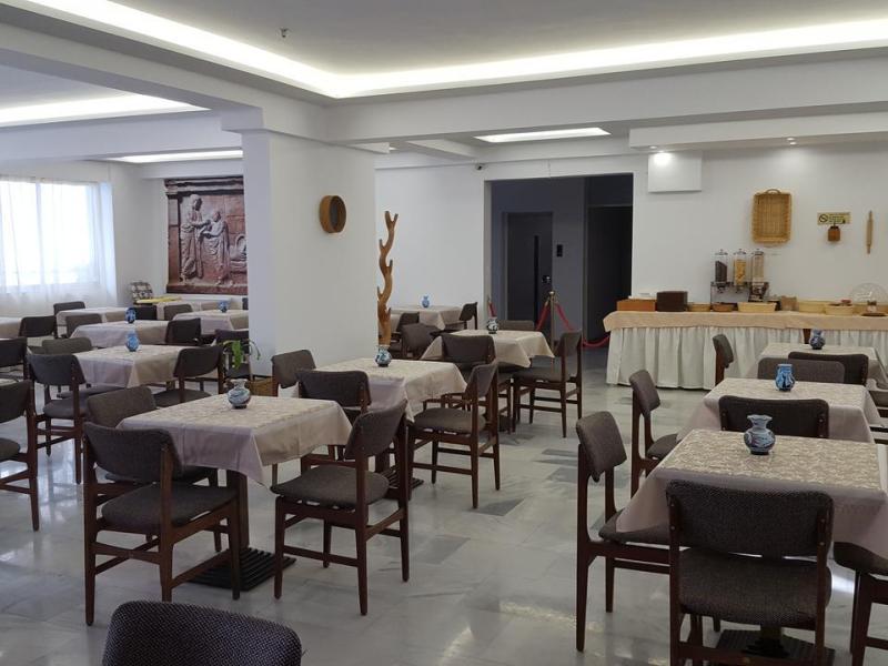 Parthenon City Hotel
