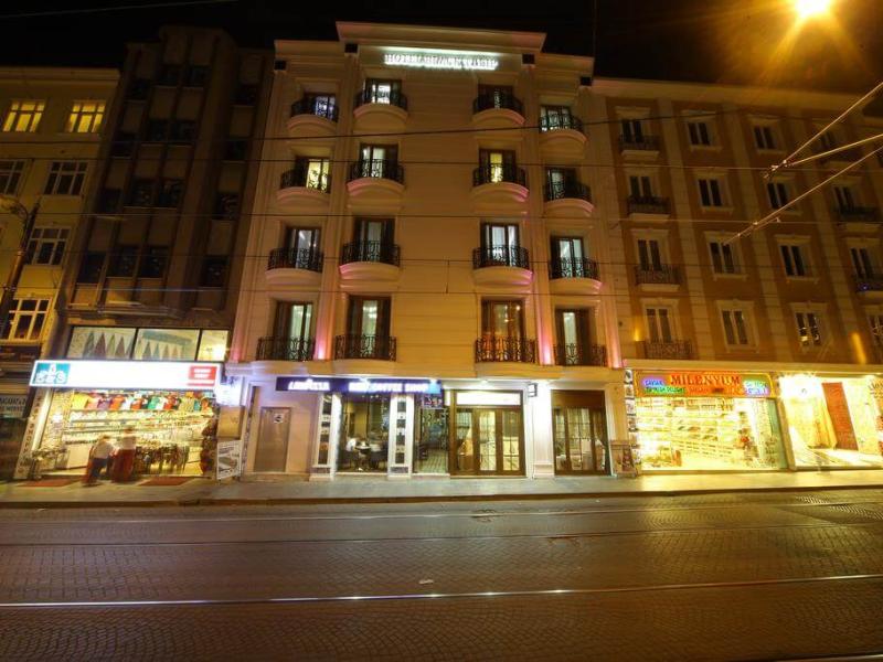 Hotel Black Tulip 