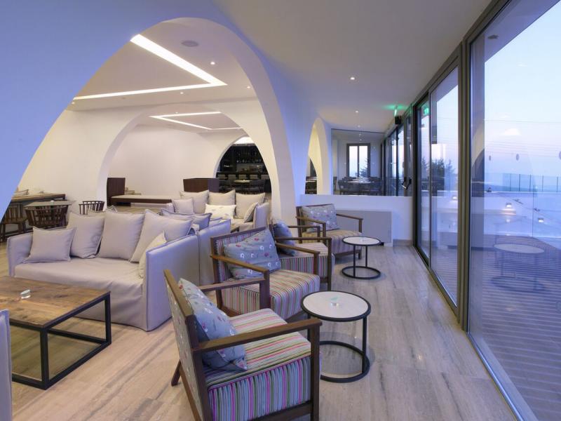 Droushia Heights Hotel