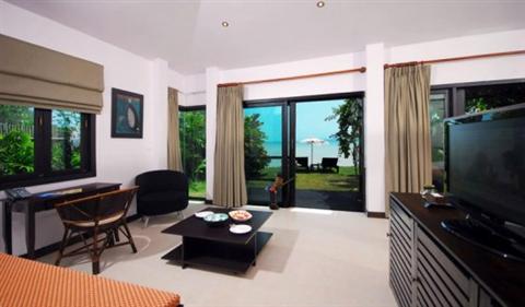 Cinnamon Beach Villas