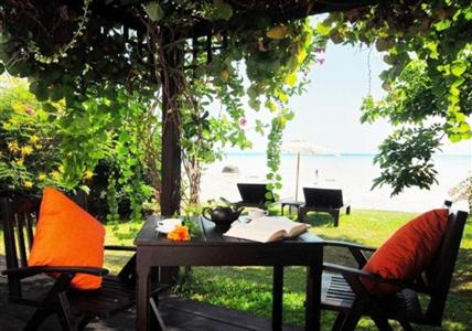 Cinnamon Beach Villas