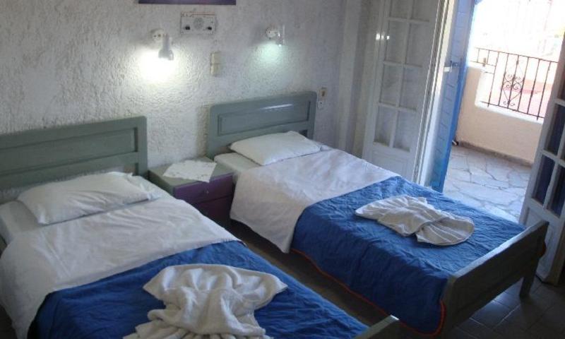 Maria-Flora Apartments