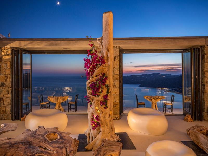 Myconian Utopia Relais & Chateaux