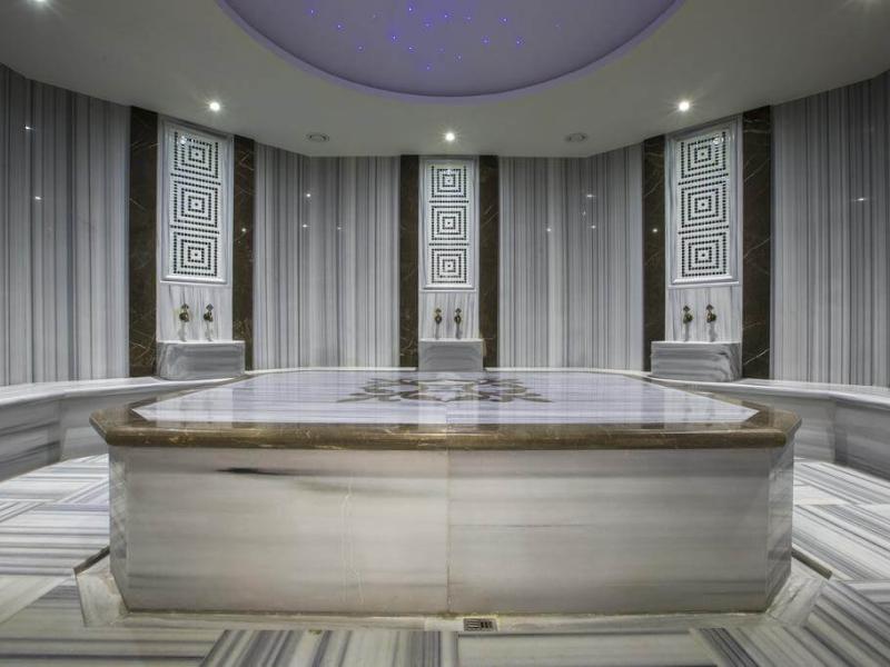 Park Inn by Radisson Istanbul Ataturk Airport