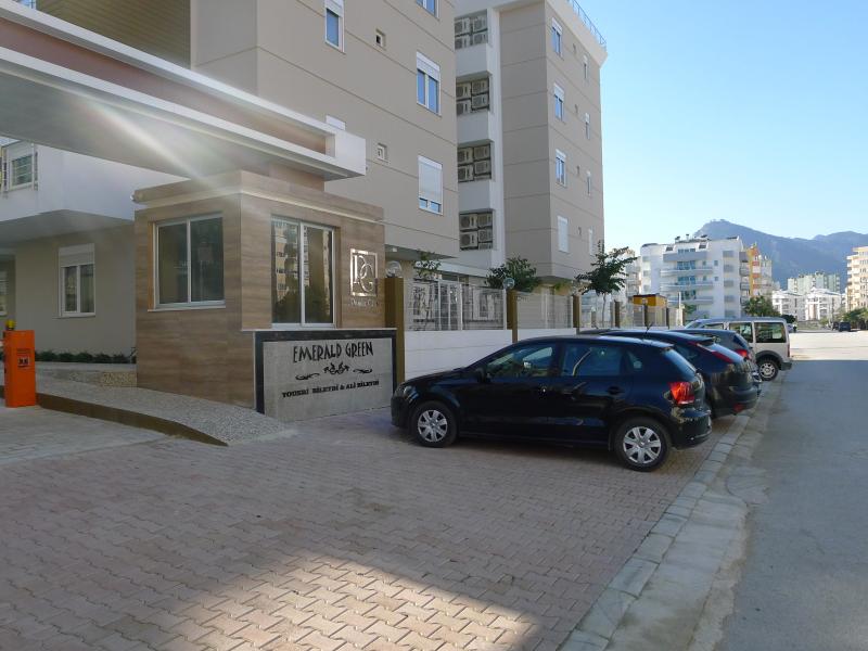 Emerald Green Residence