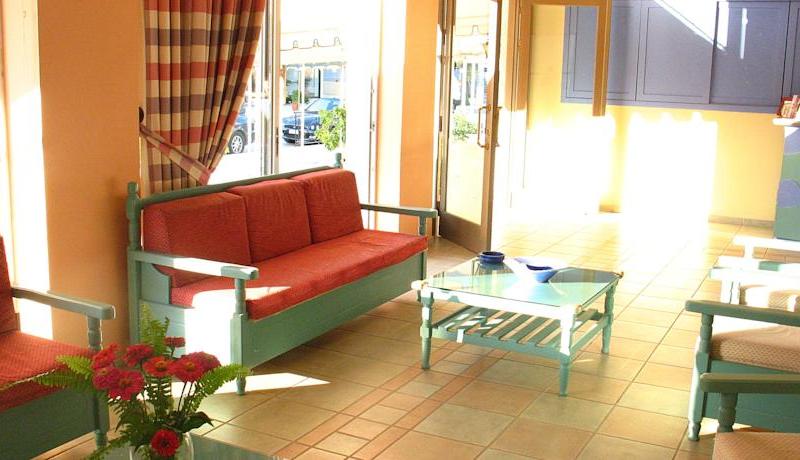 Artemis Hotel