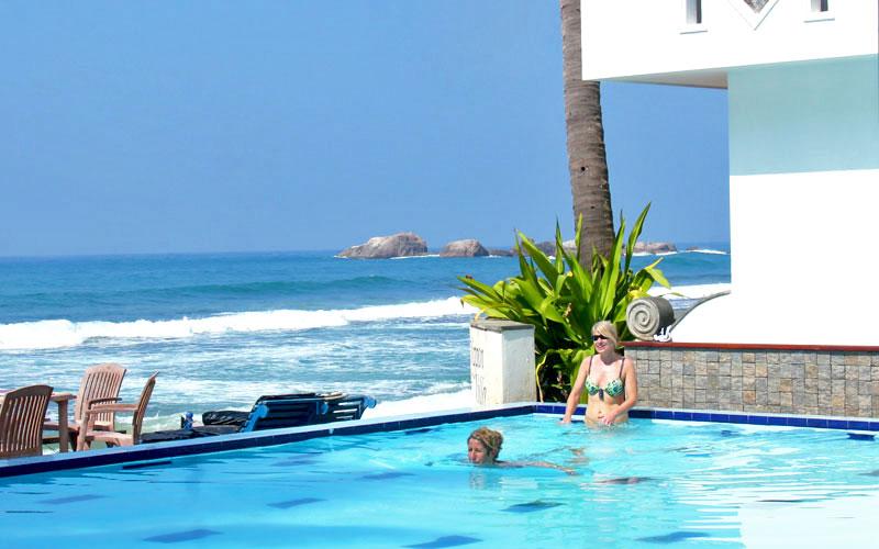 Nippon Villa Beach Resort