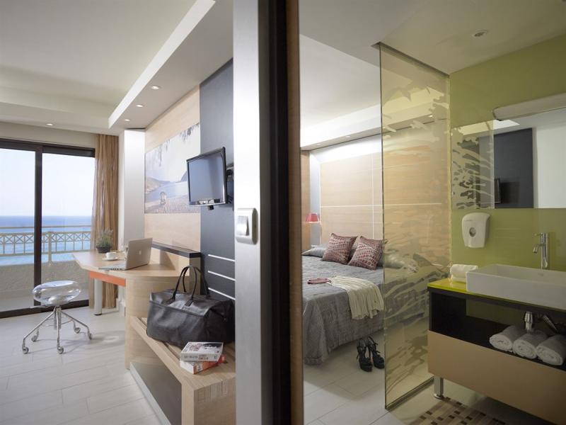 Esperos Mare Hotel