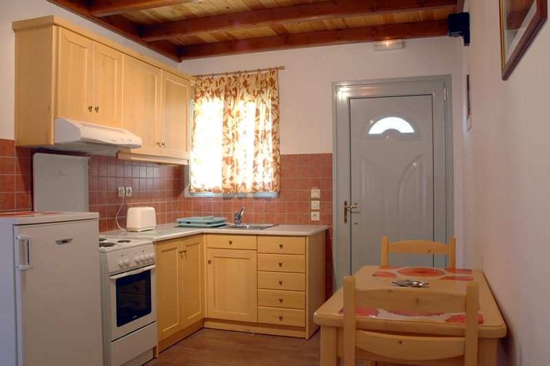 Omirikon Hotel & Apartments