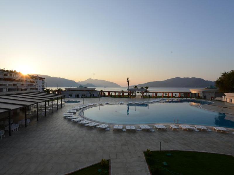 Green Nature Diamond