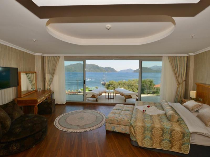 Green Nature Diamond