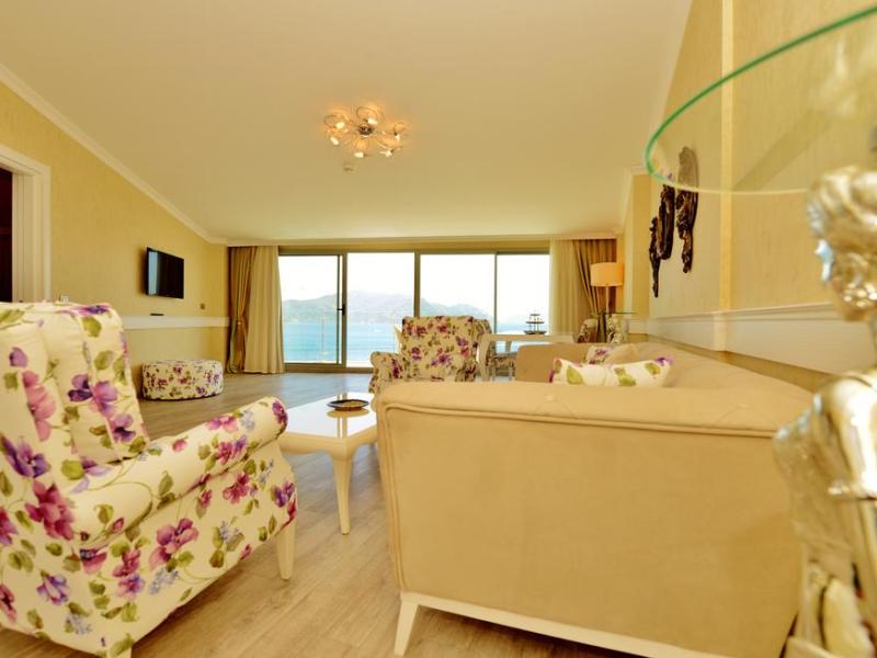 Green Nature Diamond