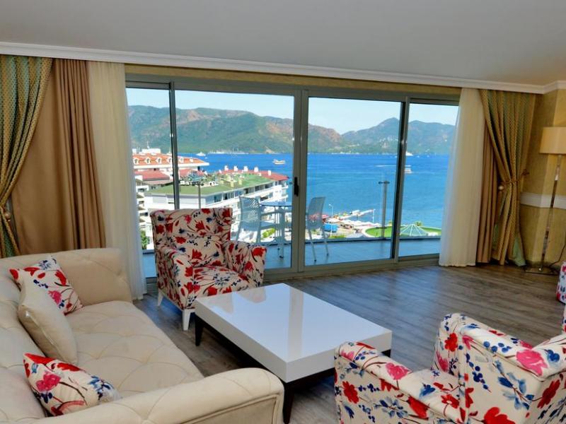 Green Nature Diamond