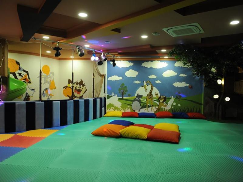 Green Nature Diamond