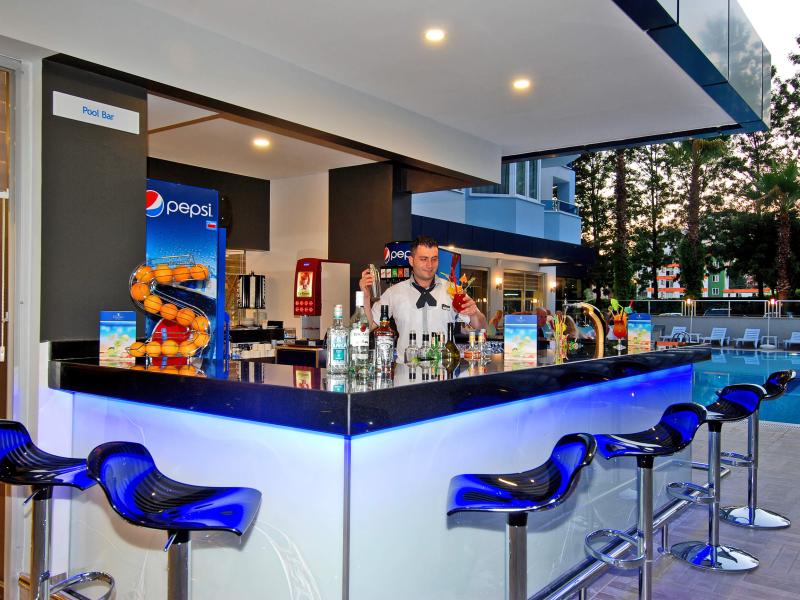 Kleopatra Ramira Hotel