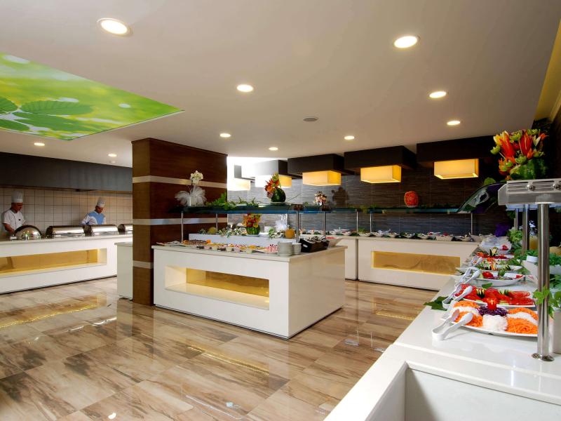 Kleopatra Ramira Hotel