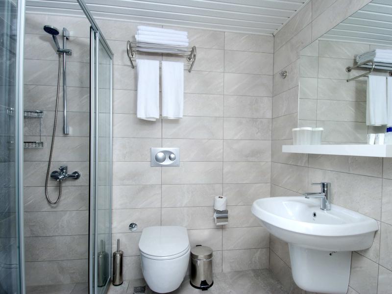 Kleopatra Ramira Hotel