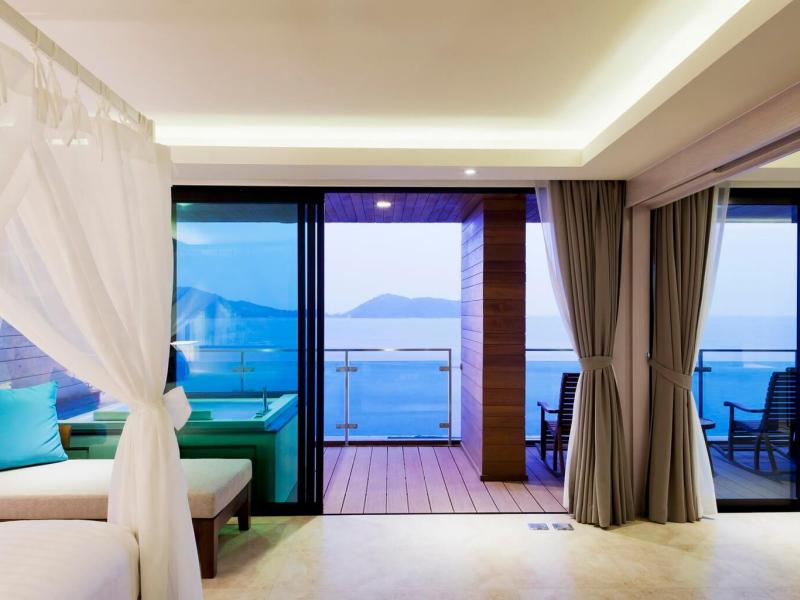 Zenmaya Oceanfront Phuket