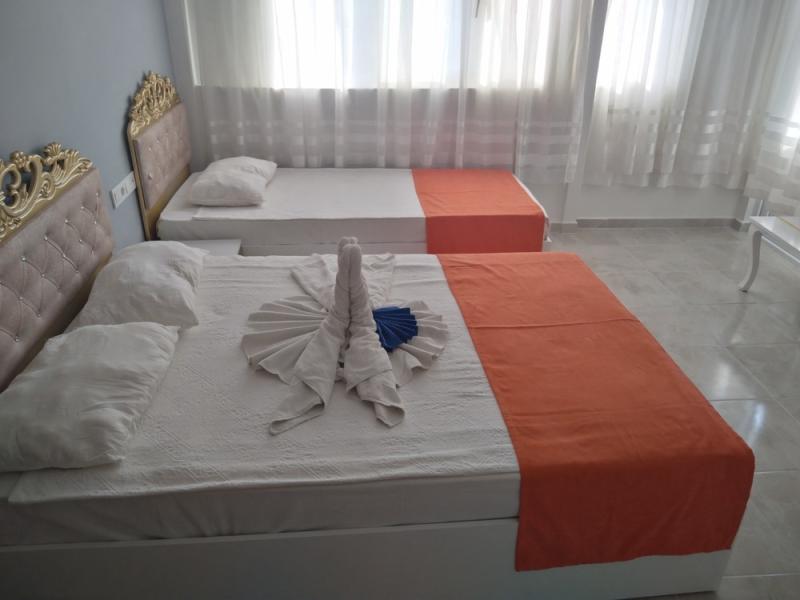 Sun Side Family Hotel