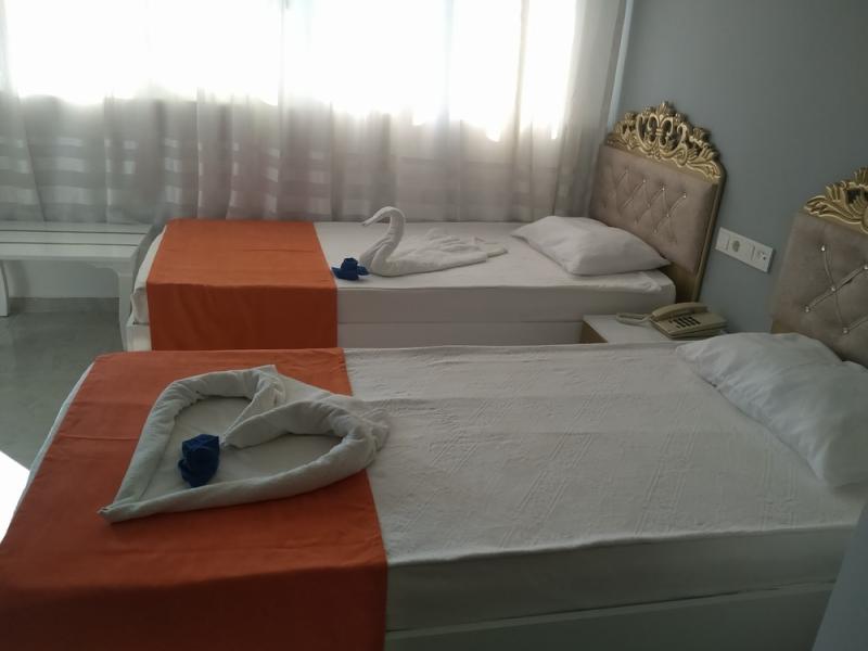 Sun Side Family Hotel