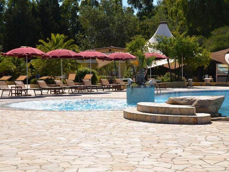 Limone Beach Resort