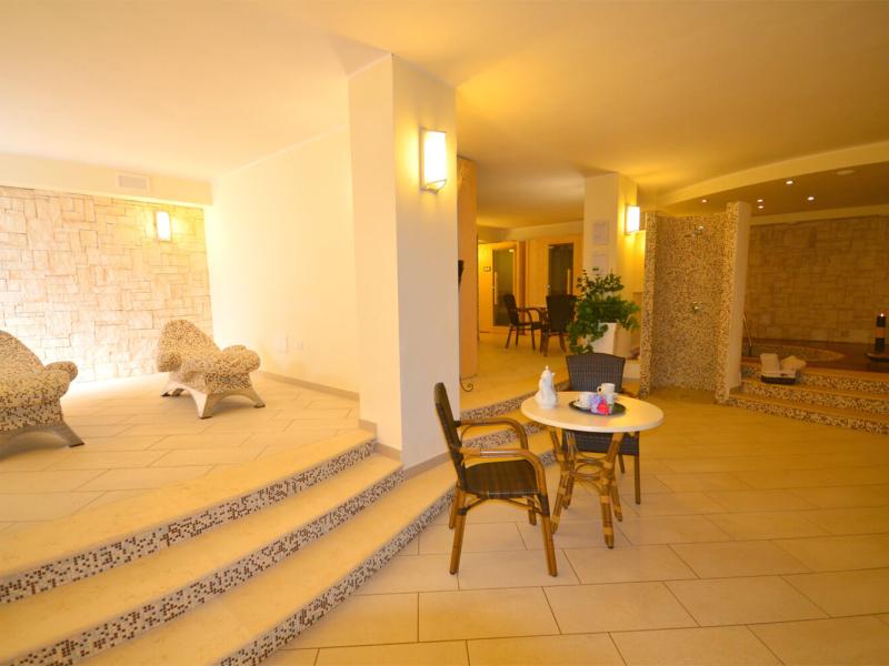 Limone Beach Resort