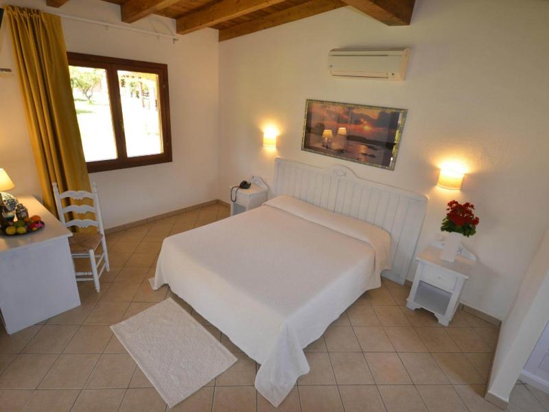 Limone Beach Resort