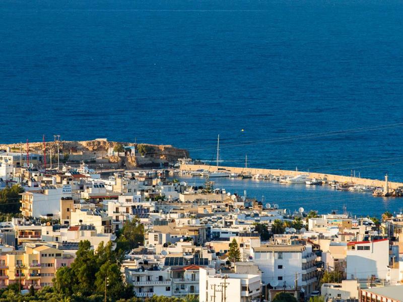 Korifi Suites & Apartments